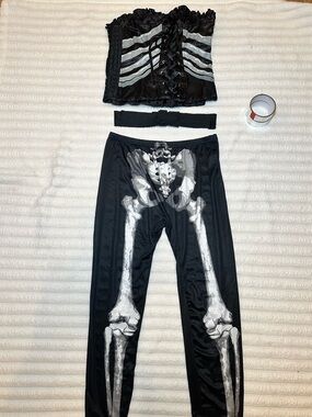 Skeleton Print Corset Top and Bones Leggings Set - Black & White